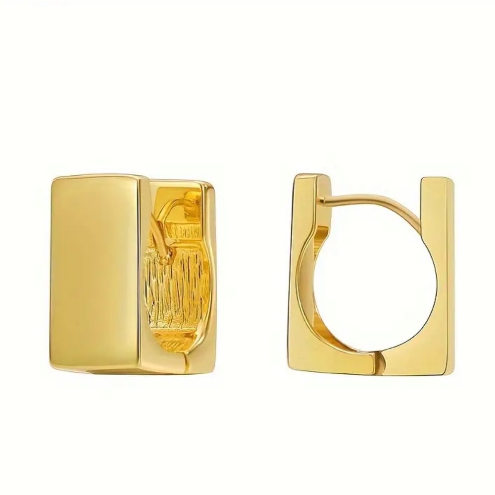 NWOT 14K Gold Plated Square Huggie Earrings - Picture 3 of 6